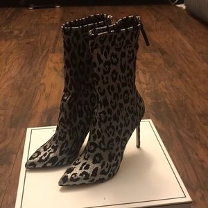 NWOT Francesco Russo black and silver heel booties